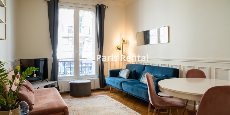 Living room - 
    15th district
  Grenelle, Paris 75015
